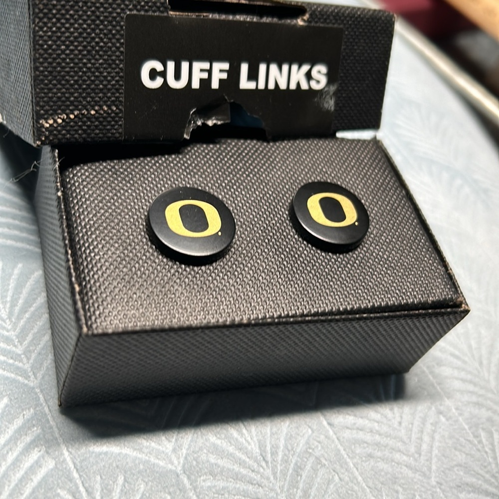 cuff links black vintage letter “O”
